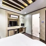 S Hotel